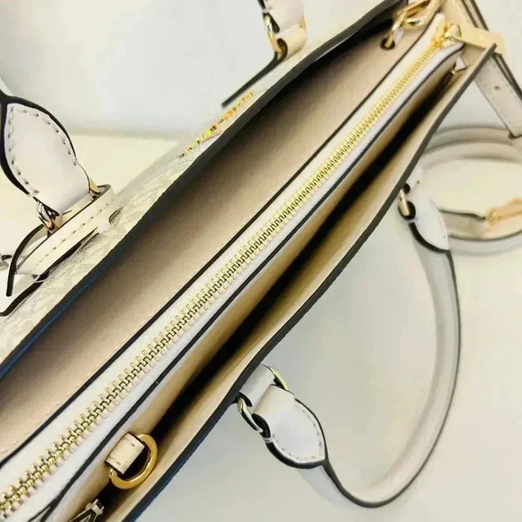 Michael Kors Purse & Wallet Sheila Medium Signature & Metallic Satchel Pale Gold - Picture 8 of 12